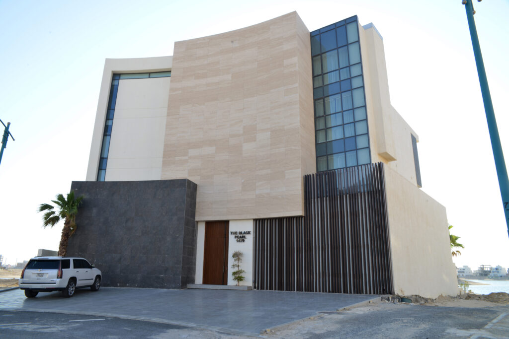 DOOR & CLADDING - SKN GROUP